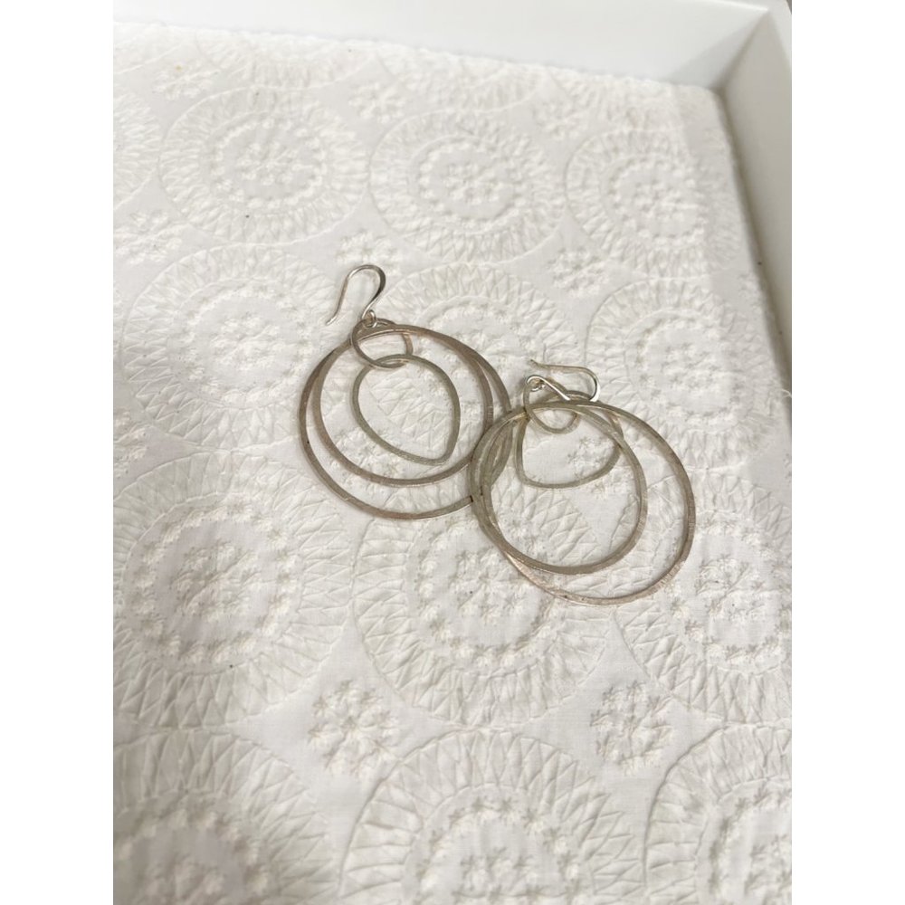 Stella and dot triple hoop earrings